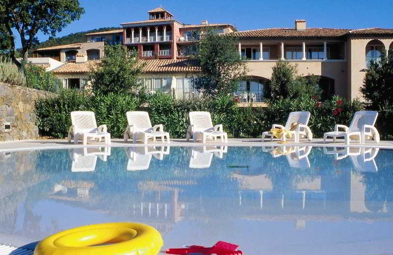 P&V Residence Le Hameau Des Issambrr Sainte-Maxime Exteriör bild
