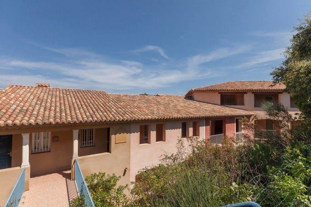 P&V Residence Le Hameau Des Issambrr Sainte-Maxime Exteriör bild
